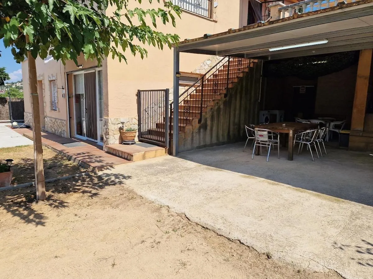 Family Vacation Casita Daire Lloret de Mar İspanya