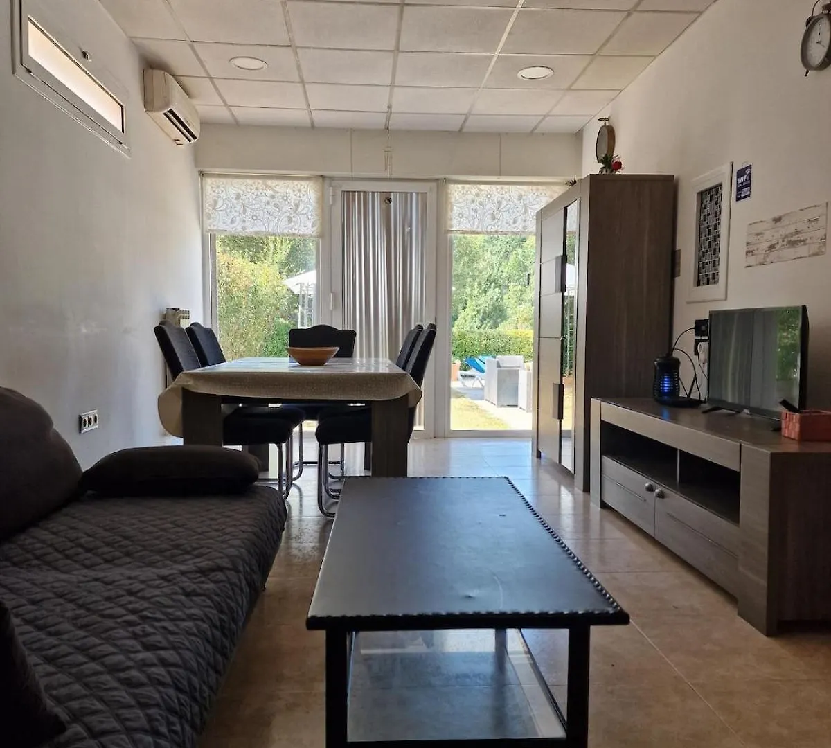 Family Vacation Casita Daire Lloret de Mar 0*,